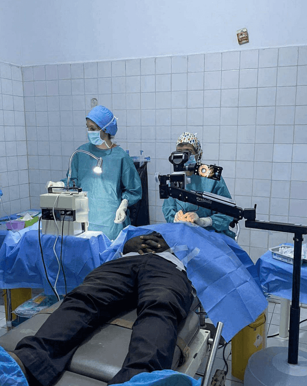 Cataract Surgery in Nigeria by Fundación Elena Barraquer.